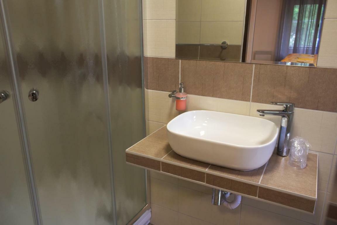 Penzion Hubert Mikulov v Krusnych Horach Экстерьер фото
